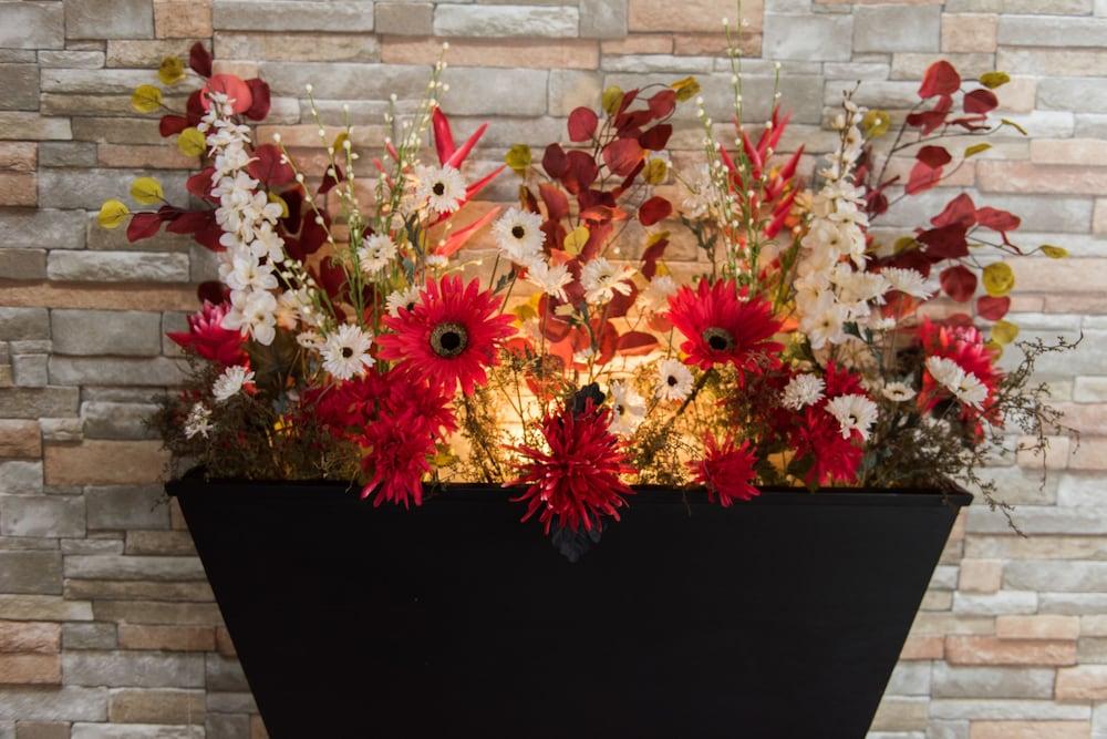 שרברוק Hotel Le Floral מראה חיצוני תמונה