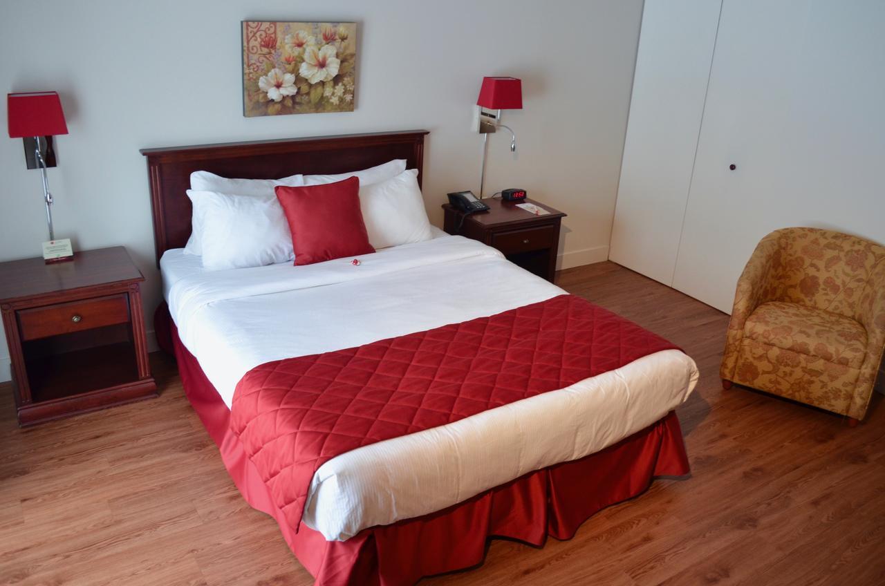 שרברוק Hotel Le Floral מראה חיצוני תמונה