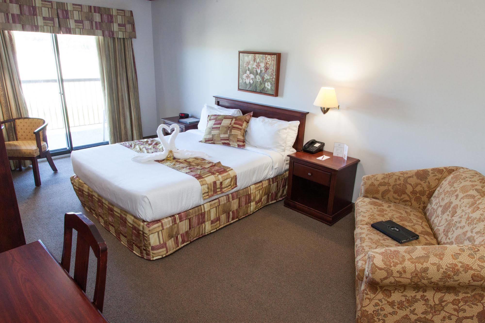 שרברוק Hotel Le Floral מראה חיצוני תמונה
