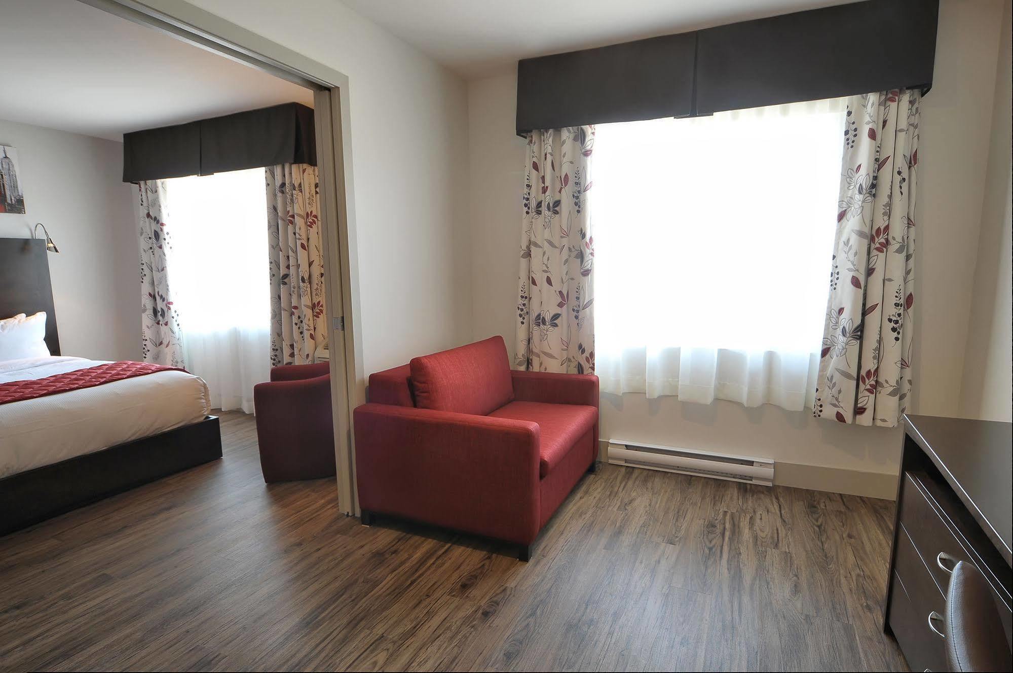 שרברוק Hotel Le Floral מראה חיצוני תמונה