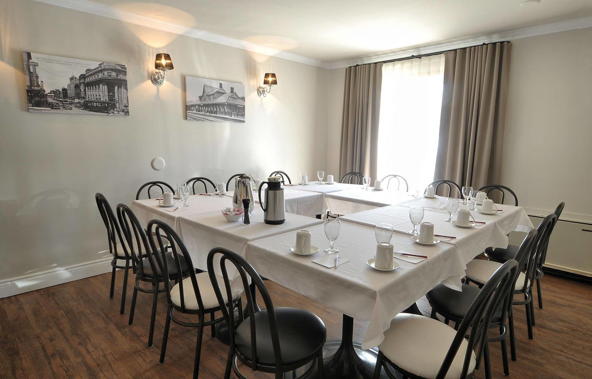 שרברוק Hotel Le Floral מראה חיצוני תמונה